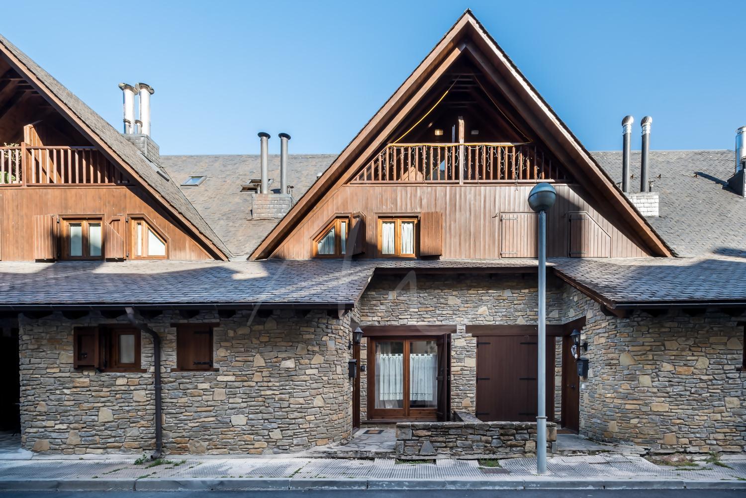 Casa Garona By Seamount Rentals Bossost Buitenkant foto